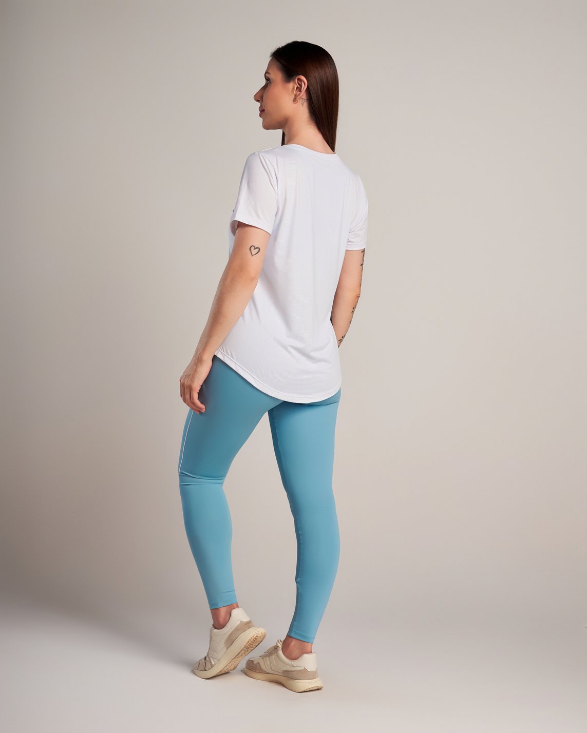 Camiseta Feminina Dry Performance - Imagem 2